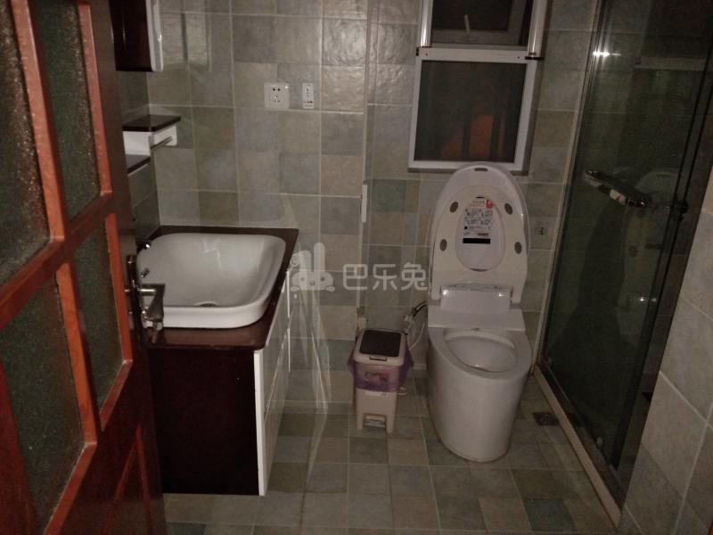 塘泾北苑7261938卫生间图1