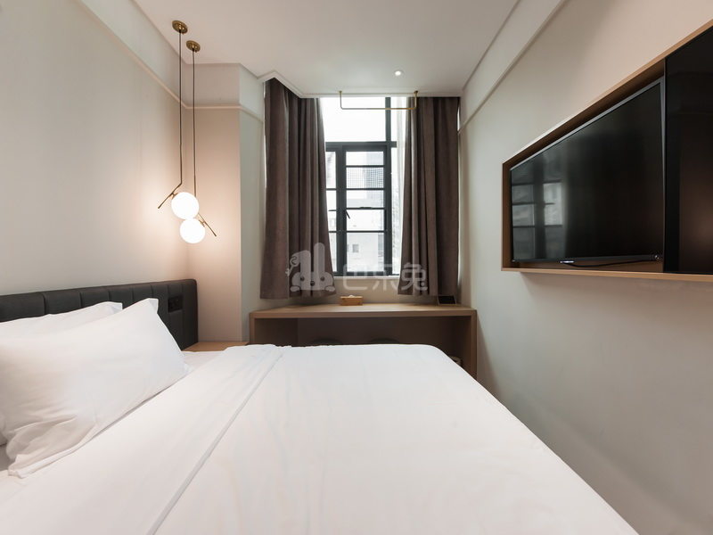 城家高级公寓深圳红岭北地铁站店7263572卧室图0