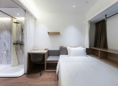 城家高级公寓深圳红岭北地铁站店 1室0厅1卫