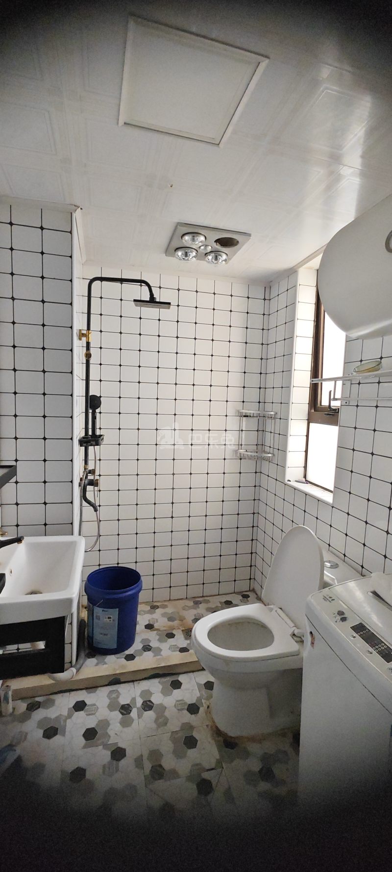 泰翔嘉苑7270624卫生间图4