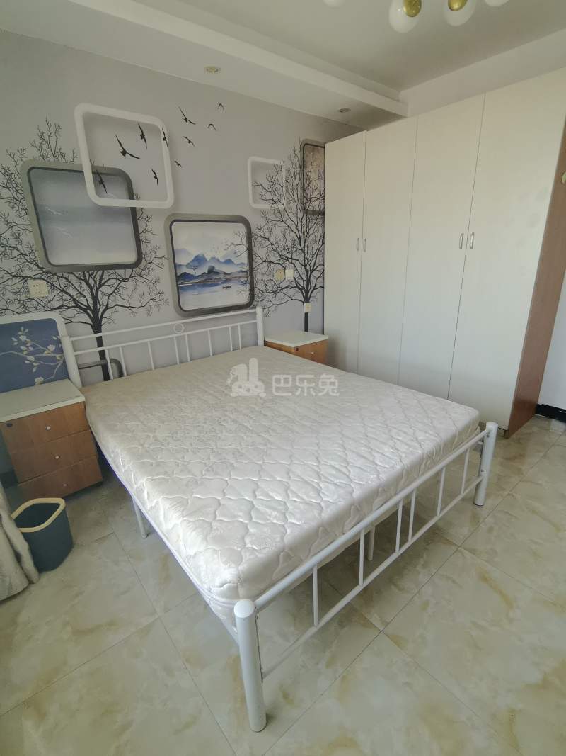 泰翔嘉苑7270624卧室图2