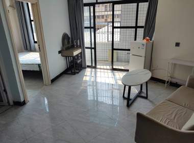 鹤边鹤北南街七巷9-1号B栋 2室1厅1卫