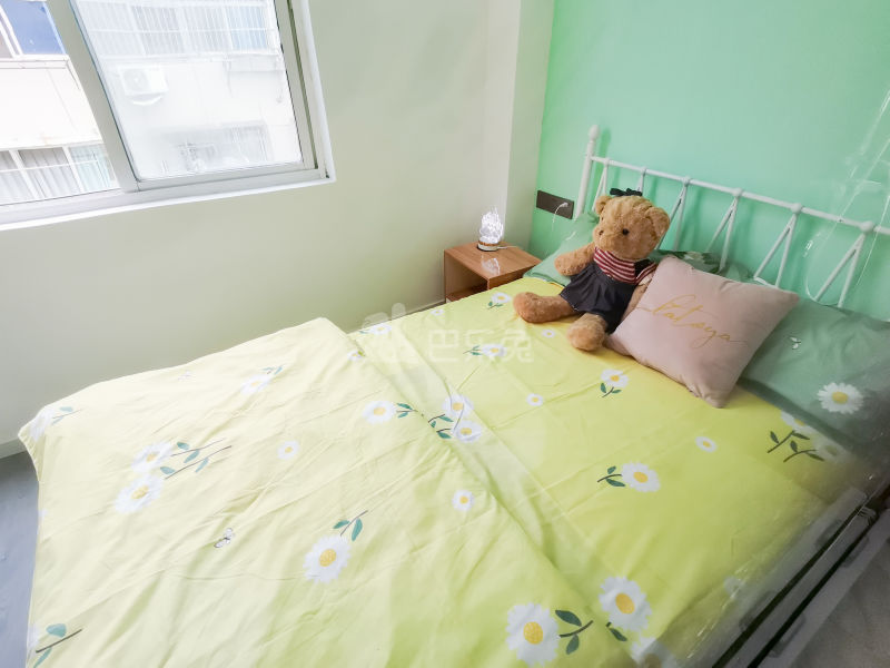 E+青年公寓越界梦幻城店7324986卧室图0