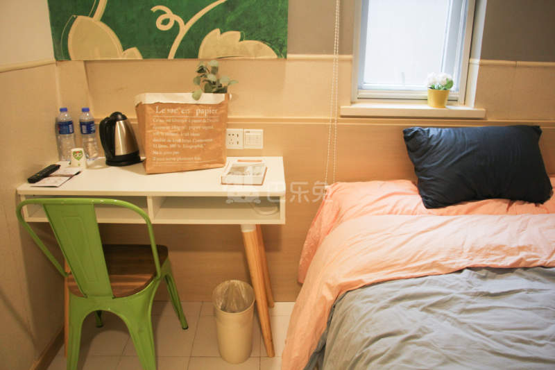 E+青年公寓红庙店7325031卧室图0