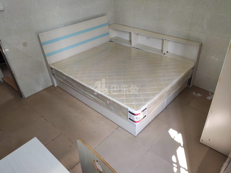 镇北大街一巷11之37327120卧室图1