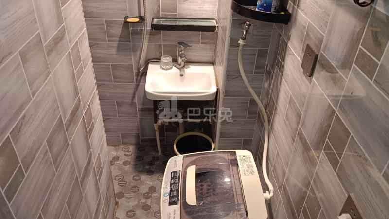 罗家锦苑7332362卫生间图4