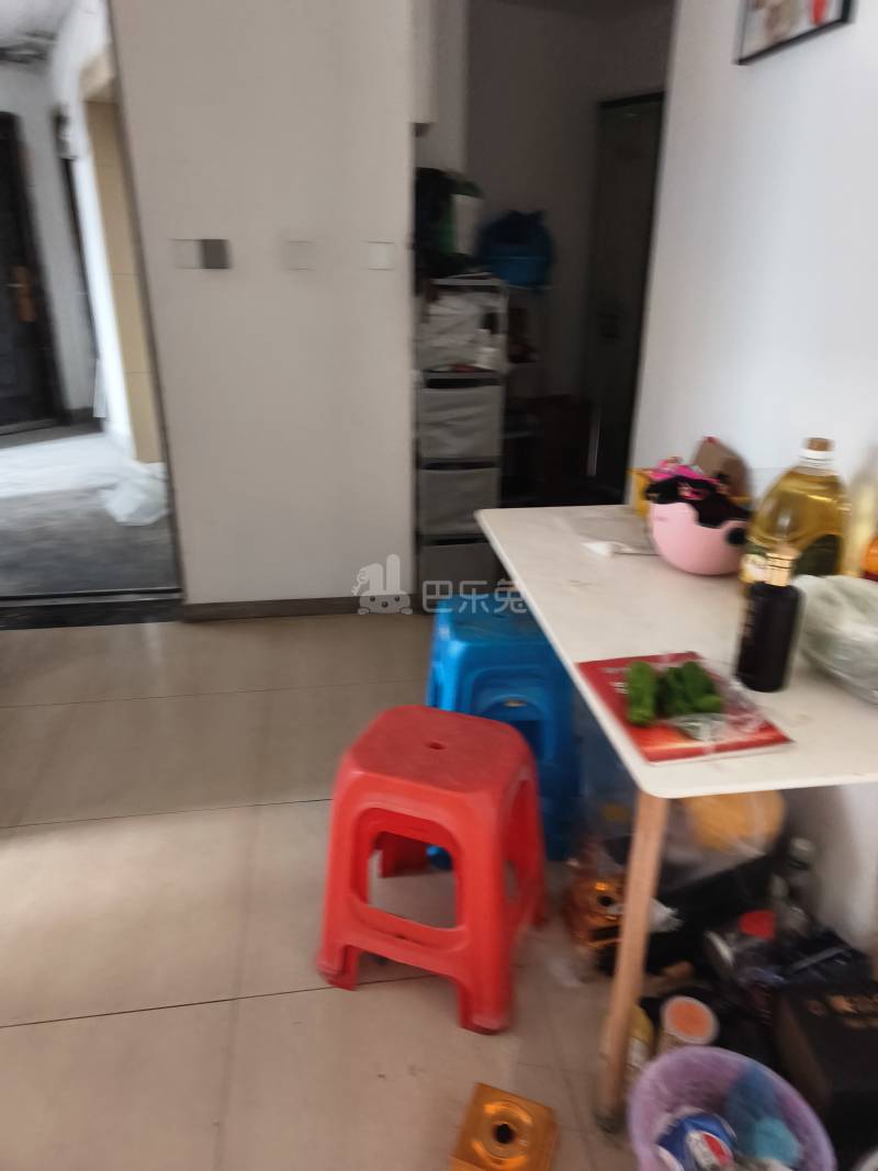 佘北家园富雅苑7340095客厅图4