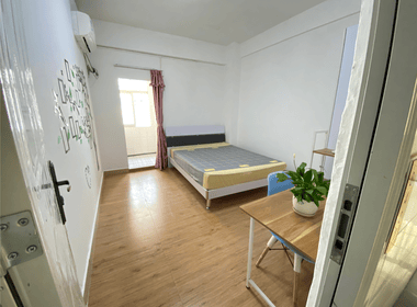 小屋公寓（25号） 1室0厅1卫