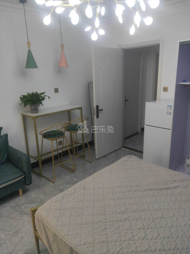 东方悦居7353611卧室图2