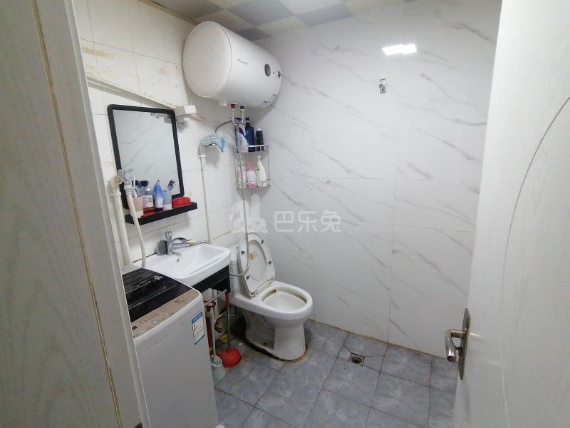 嘉泰花园公寓7361376卫生间图9