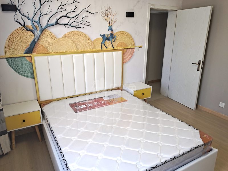 嘉泰花园公寓7361376卧室图2