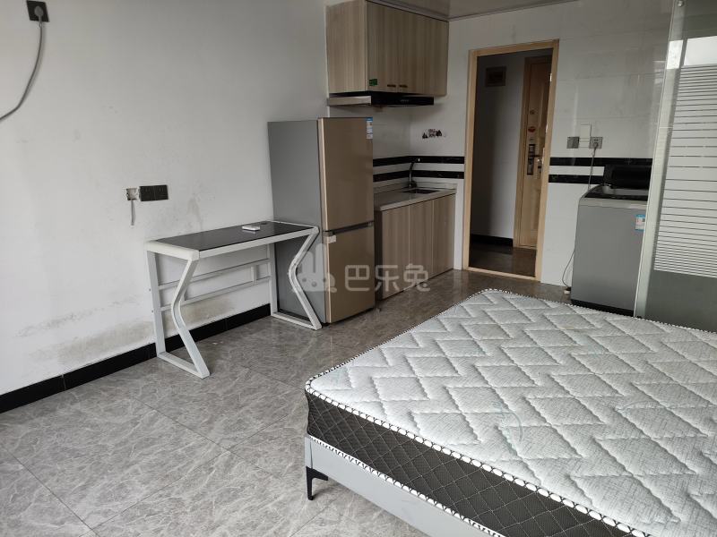 合庆镇蔡路村徐家宅17号（民房）7399475卧室图2