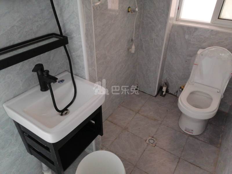 虞泽苑（鹏飞路51弄）7403232卫生间图7