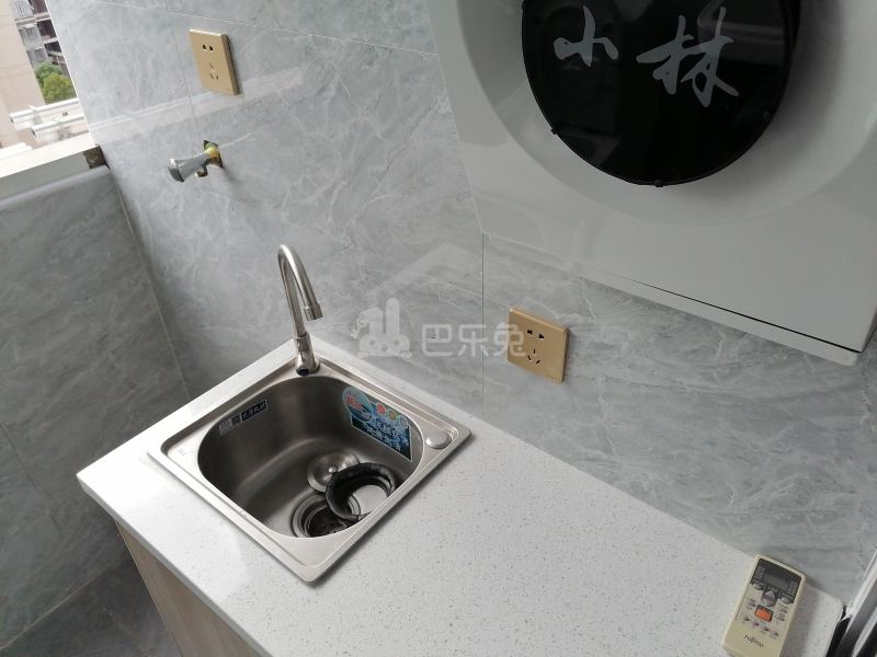 虞泽苑（鹏飞路51弄）7403234厨房图5