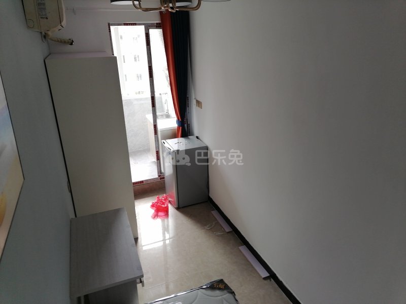 虞泽苑（鹏飞路51弄）7403234卧室图2