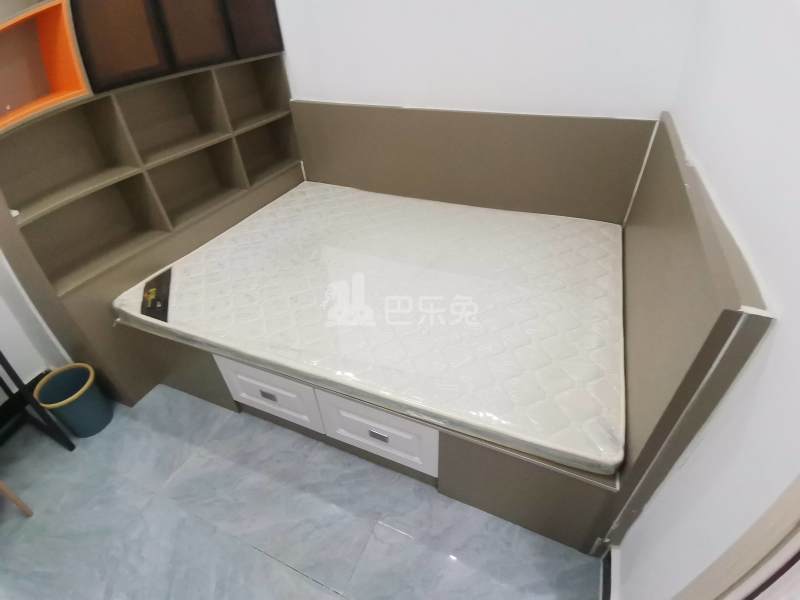 佛庵坊大街16号7403619卧室图2