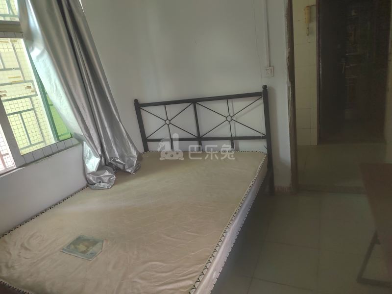 南山村7414965卧室图1