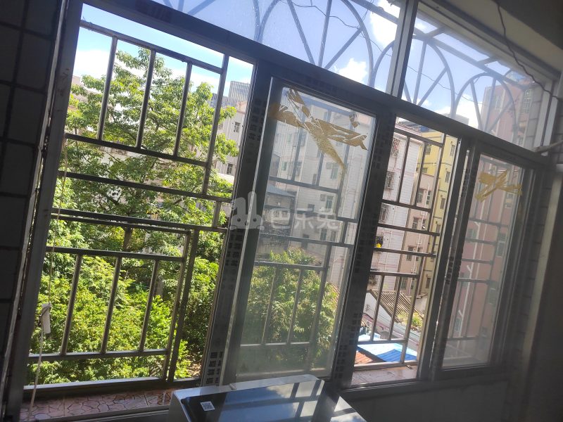 南山村7414965卧室窗户图7