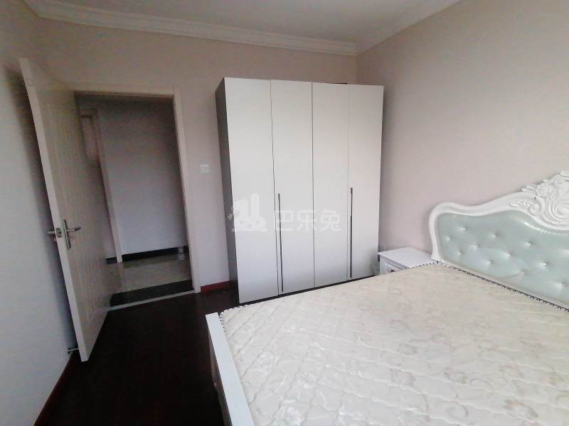 鑫峰苑7420596卧室图2