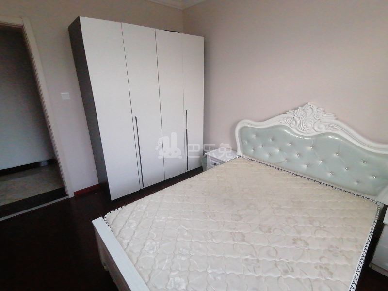 鑫峰苑7420596卧室图1