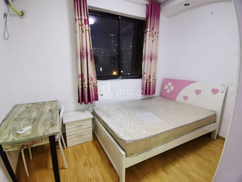 金昊丽苑7423782卧室图0