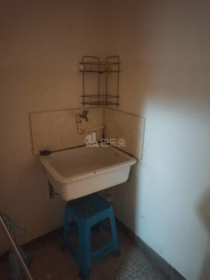 佳龙花园743240卫生间图12