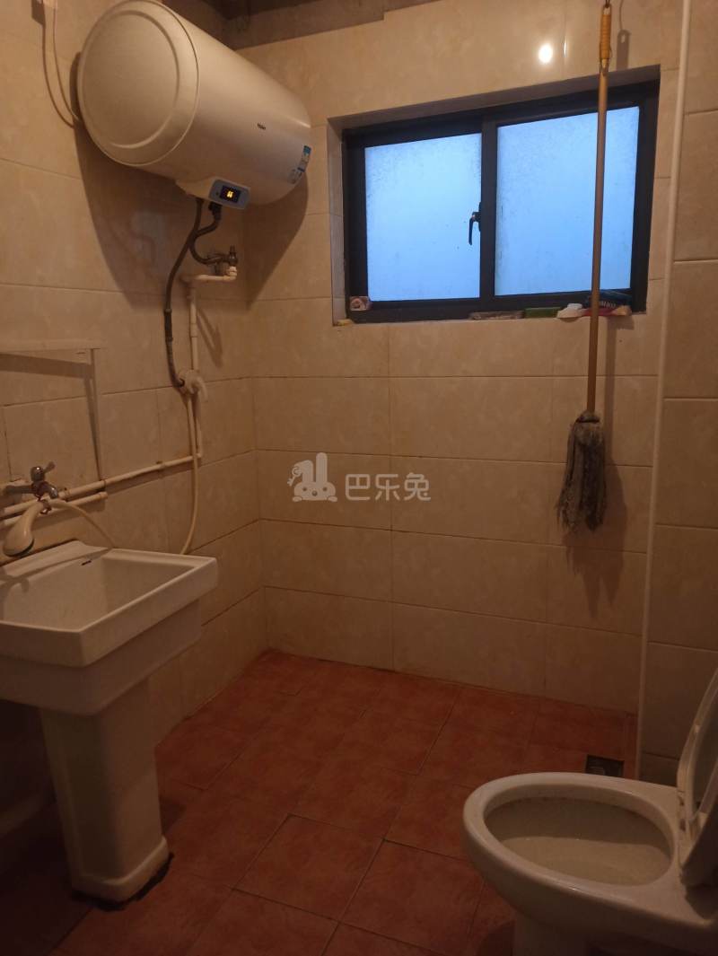 佳龙花园743240卫生间图11