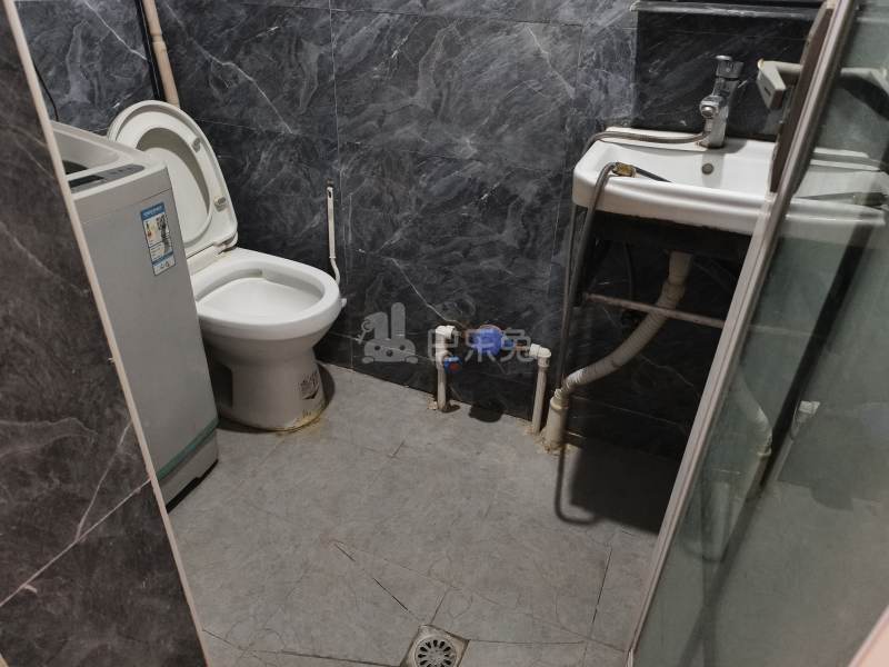 招商新村（昆山）7475039卫生间图6