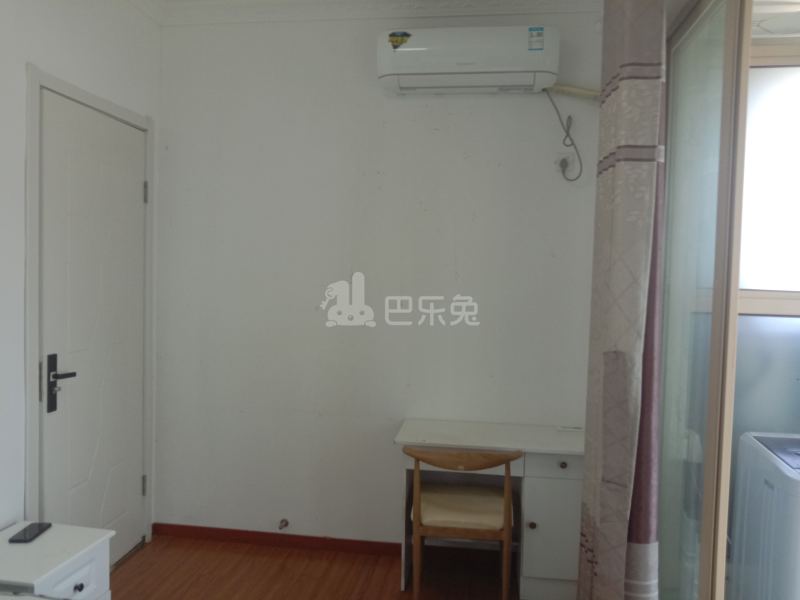 鼎固华庭2期7490392卧室图2