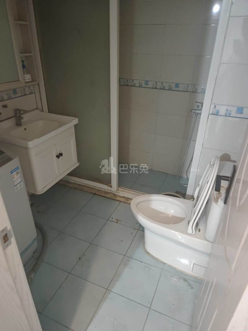 绿地康桥新苑7511370卫生间图8