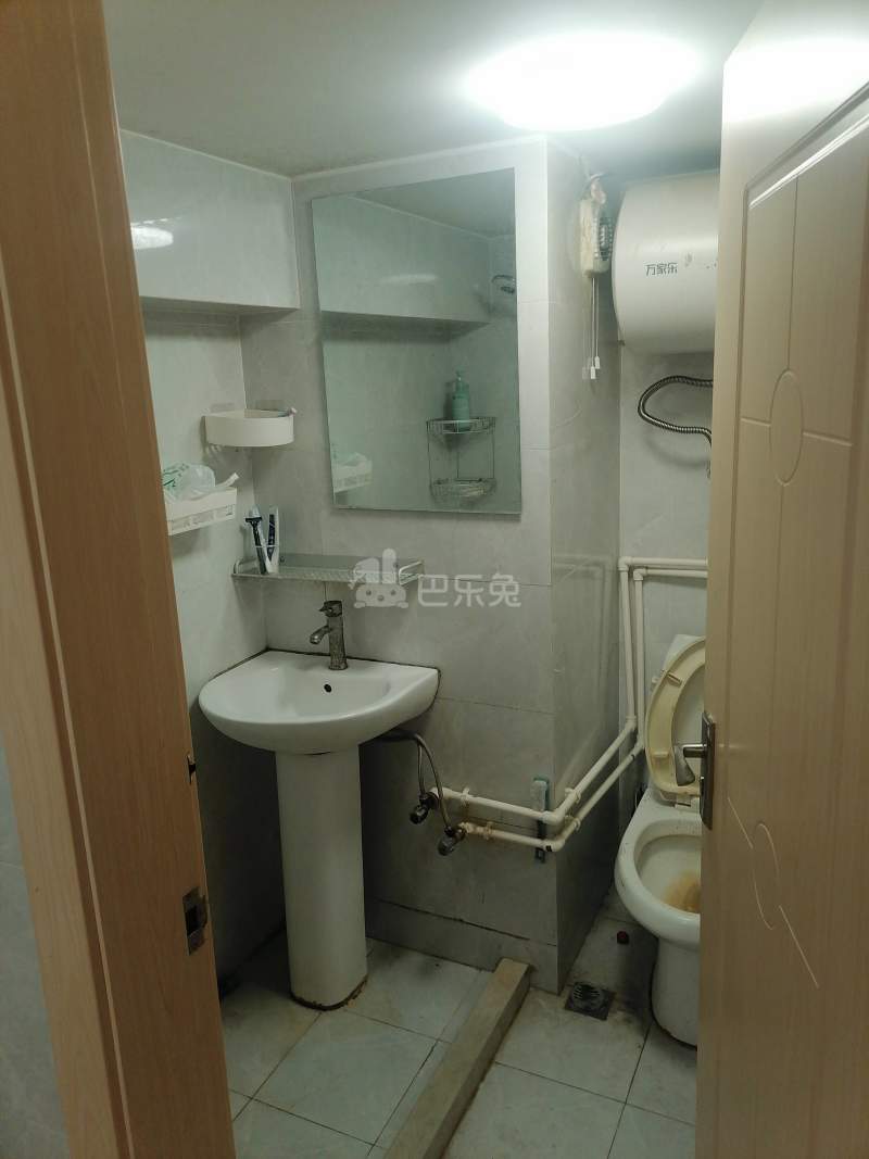 青浦绿地中心柏源晶舍7517407卫生间图7