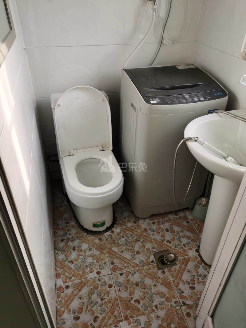 牌楼村北张家宅（民房）7538746卫生间图4