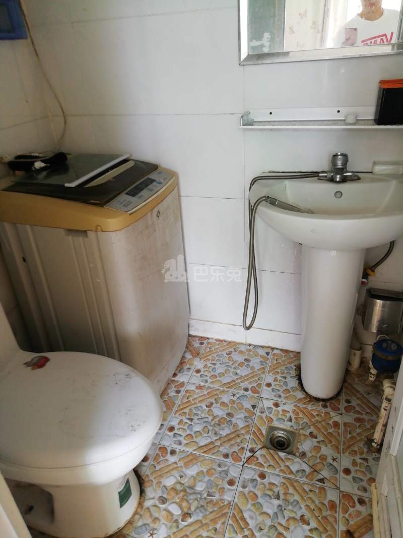 牌楼村北张家宅（民房）7538750卫生间图6