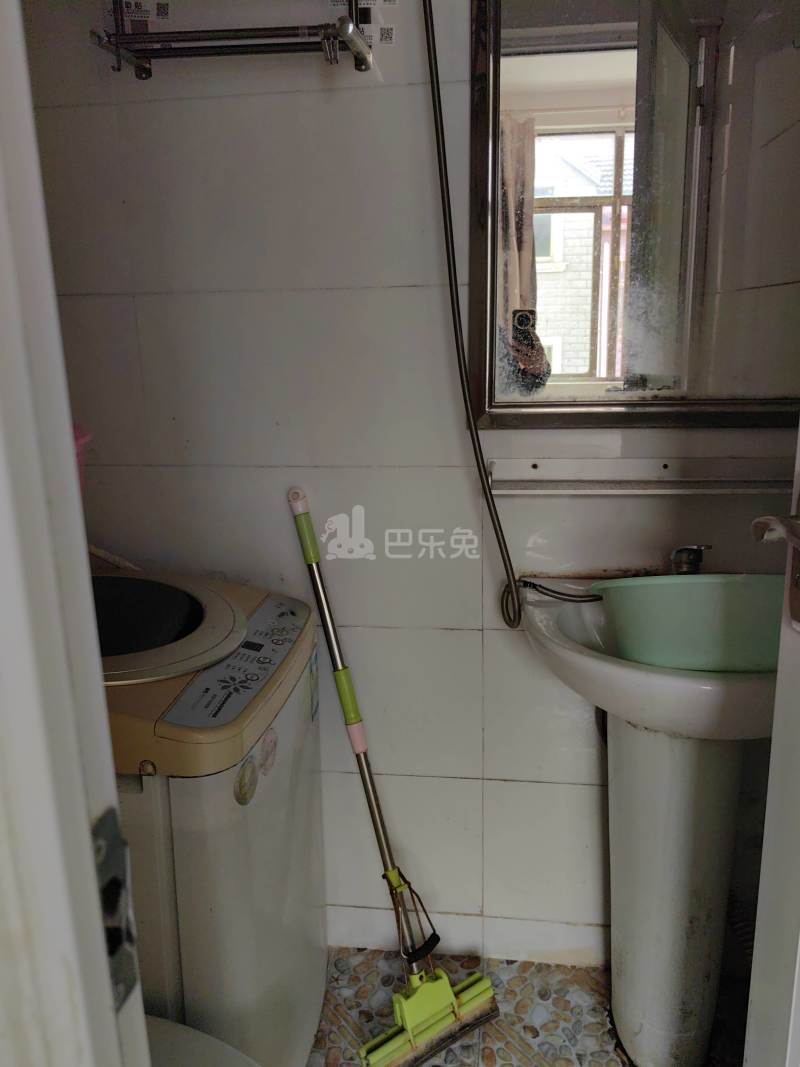 牌楼村北张家宅（民房）7538752卫生间图4