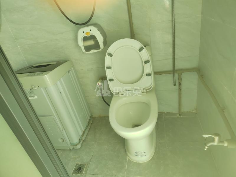 康乐村小区7542377卫生间图6