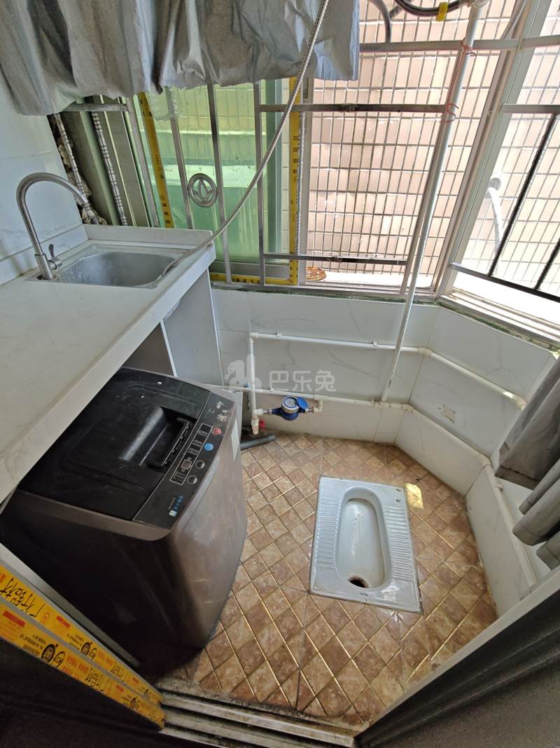 南山村7569108卫生间图4