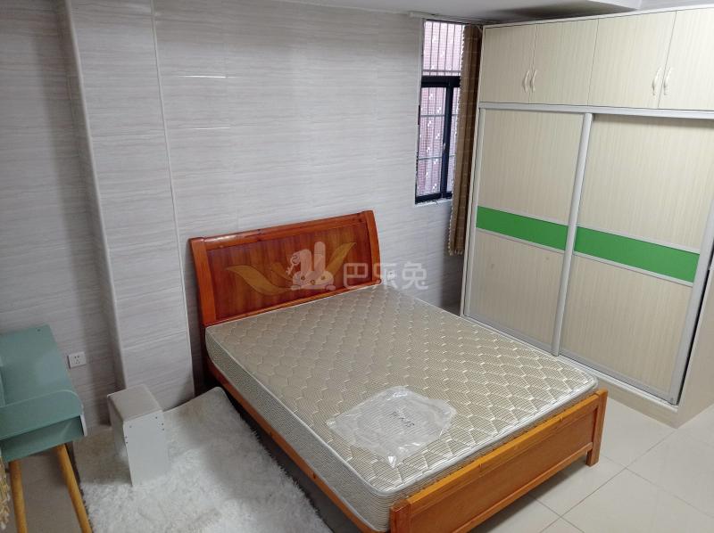 鹤边员村东街东五巷13号7580341卧室图2