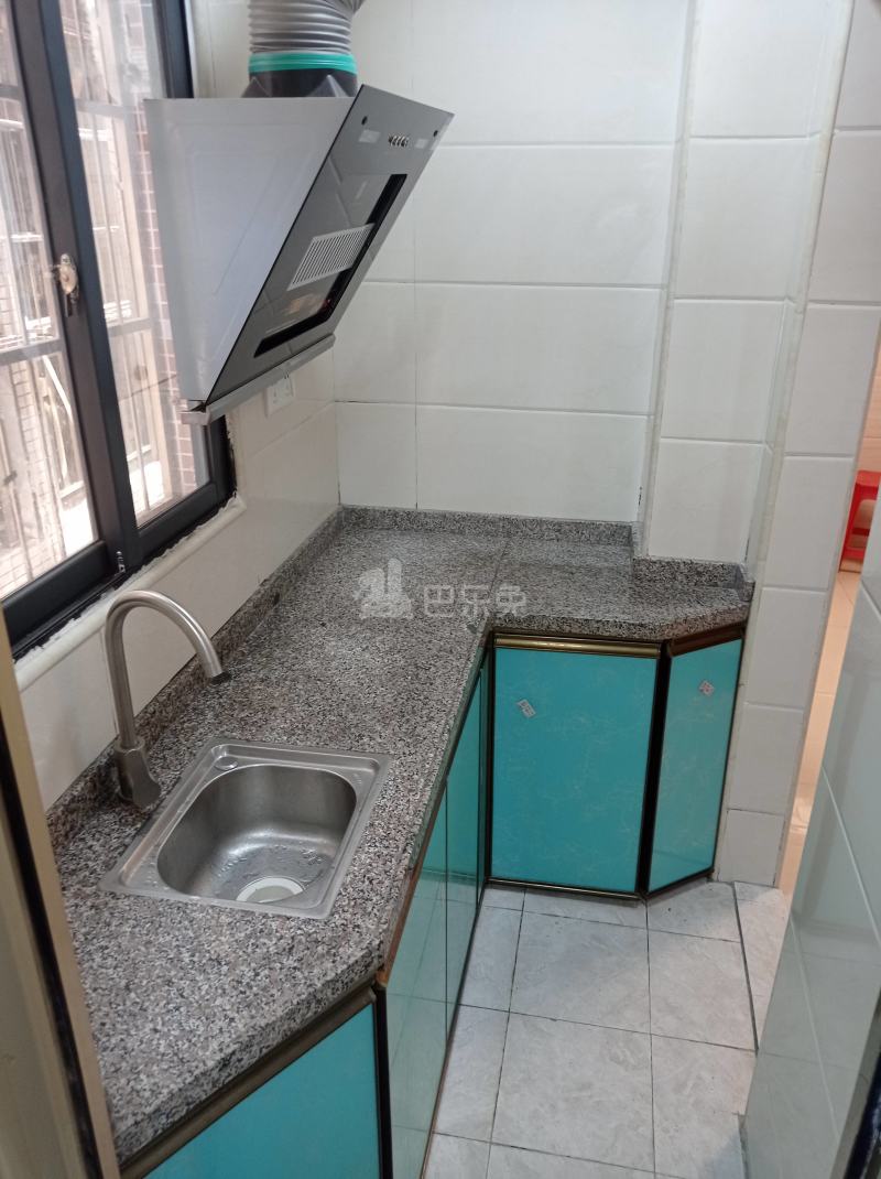 鹤边员村东街东五巷13号7580341厨房图13