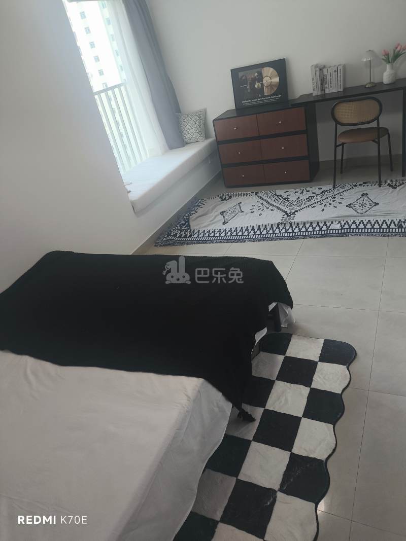 现代城华庭7590963卧室图2