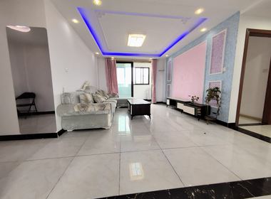 江凌苑 3室2厅1卫