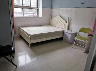 榴莲公寓（二联家园店） 1室0厅1卫