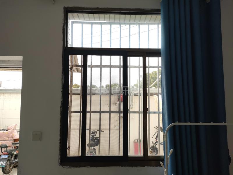 祝西村7599218卧室窗户图9