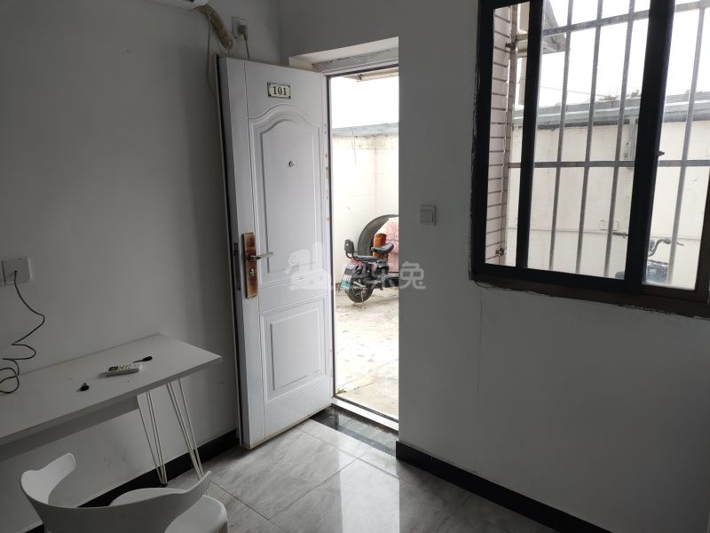 祝西村7599218卧室图3