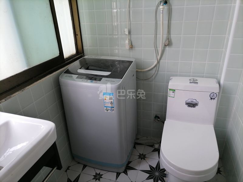 祝西村7599218卫生间图7