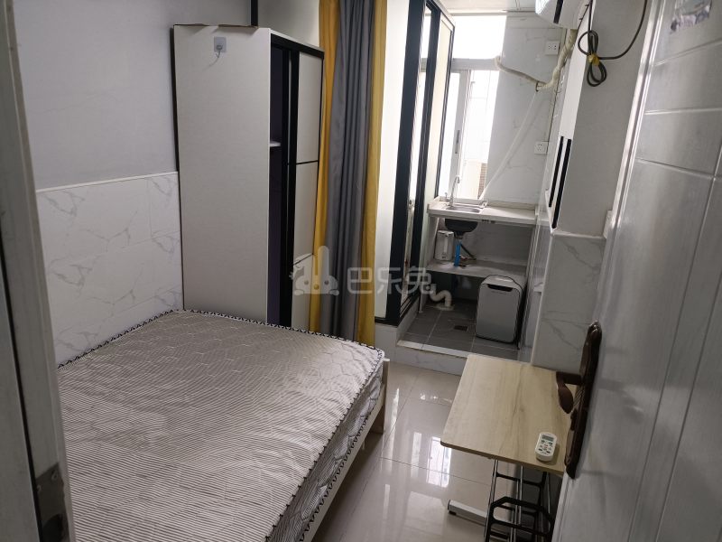 宏华苑小区7607925卧室图0