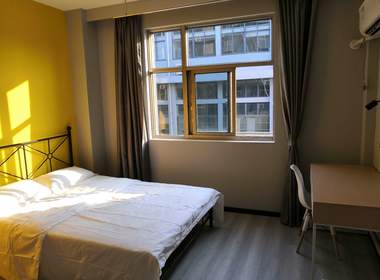 星寓公寓 1室0厅1卫