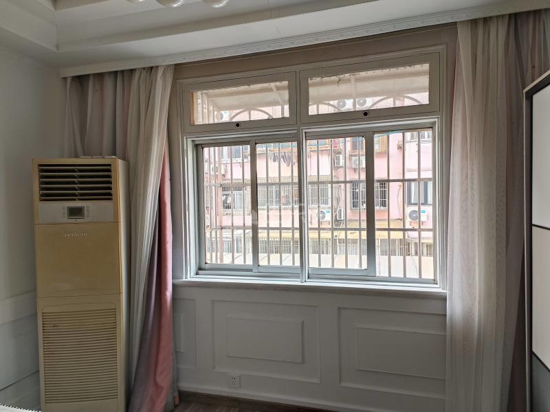 欣周花园7643796卧室窗户图10