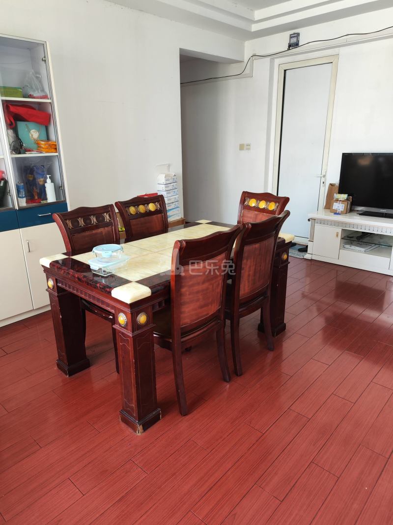 中海瀛台1期7645235客厅图0