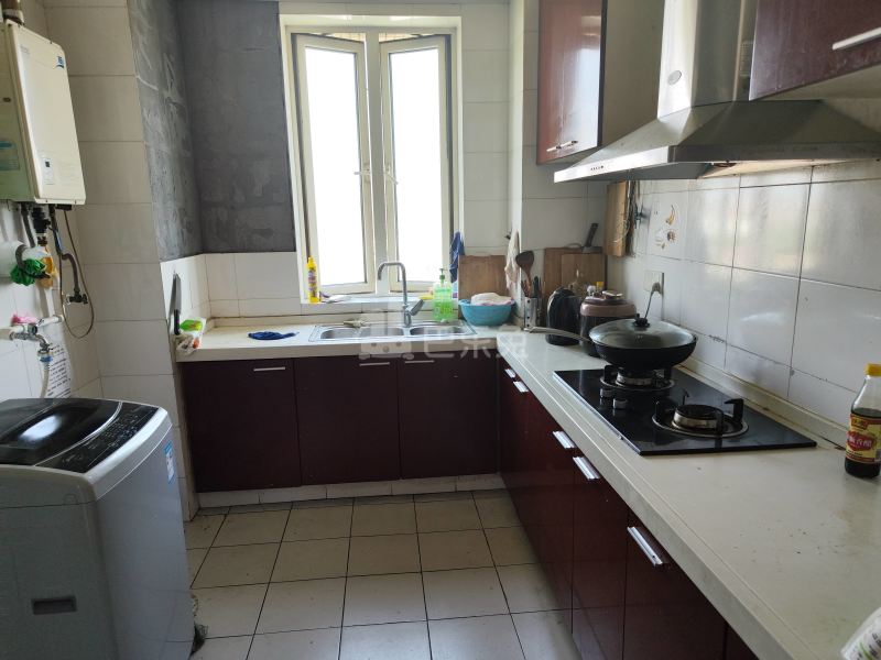 中海瀛台1期7645235厨房图3