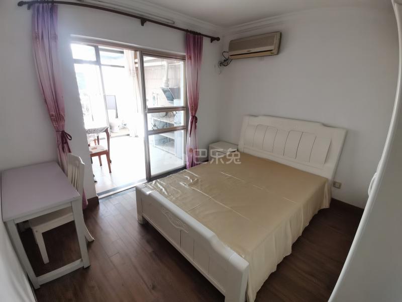 锦秋花园二期7650500卧室图0